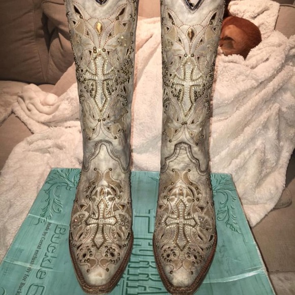 Shoes - Gorgeous Corral Boots